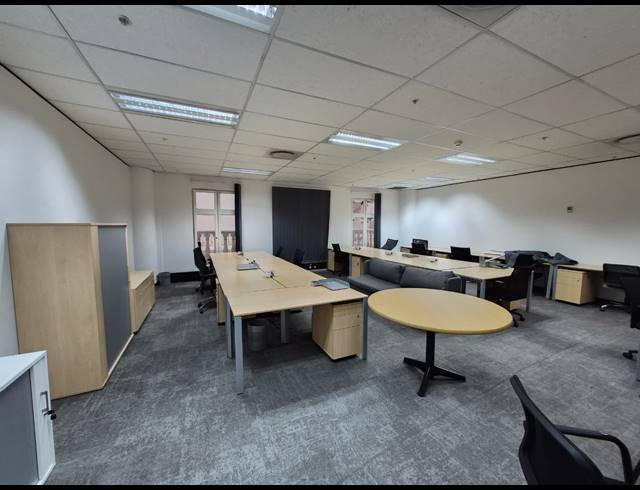 80M² OFFICE TO LET IN SANDTON CENTRAL